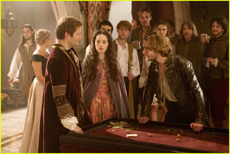 toby regbo francis and lola grow closer on reign 03