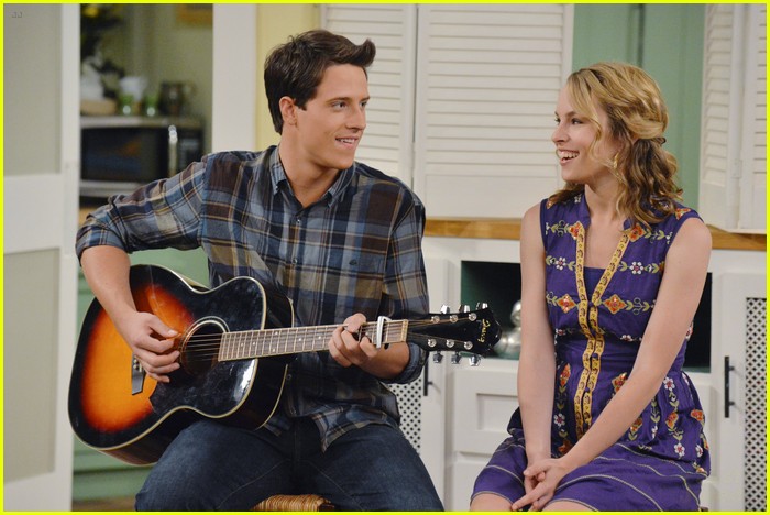 good luck charlie series finale premiere tonight 02