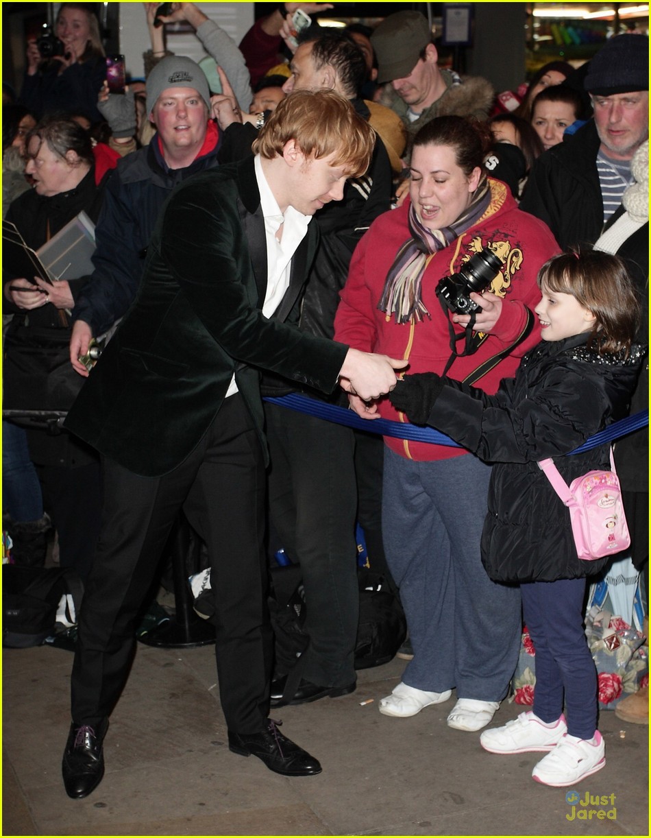 rupert grint wins newcomer of the year at whatsonstage awards 2014 03