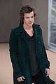 harry styles jamie campbell bower burberry show lfw 04