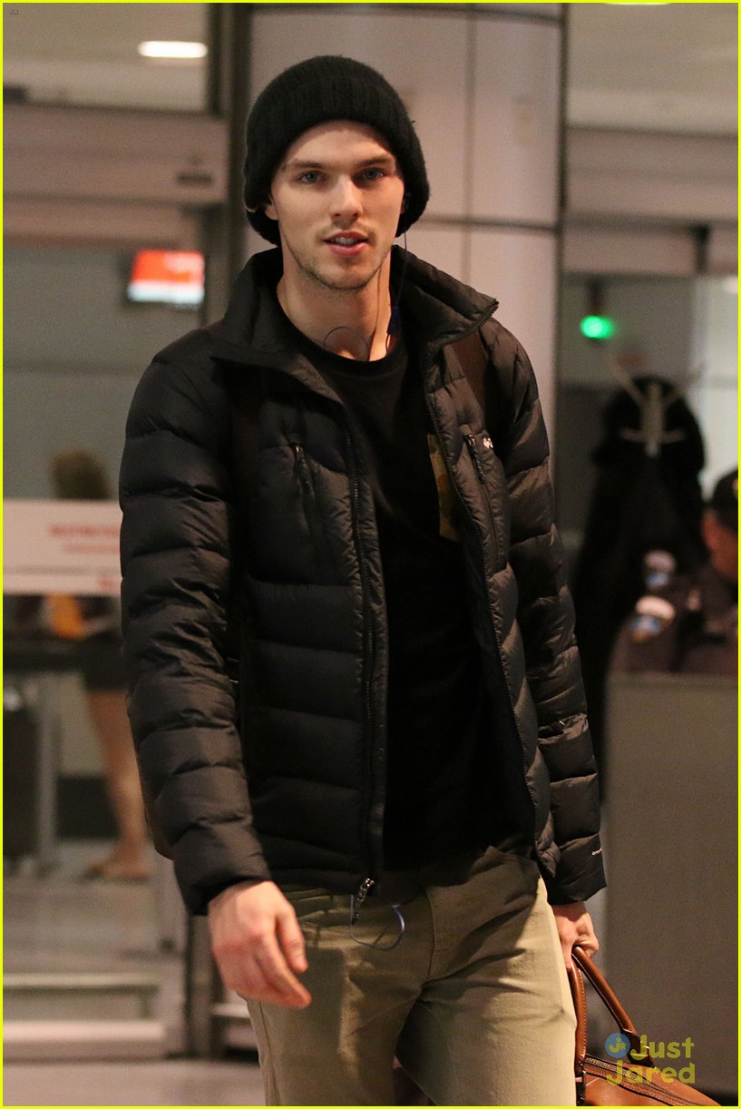 nicholas hoult arrives in montreal for x men re shoots 01