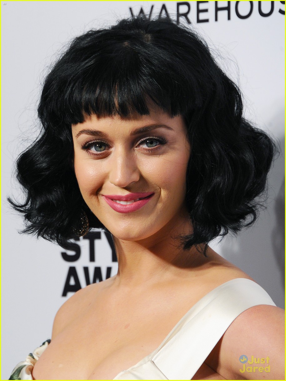 katy perry named woman of the year elle style awards 2014 02