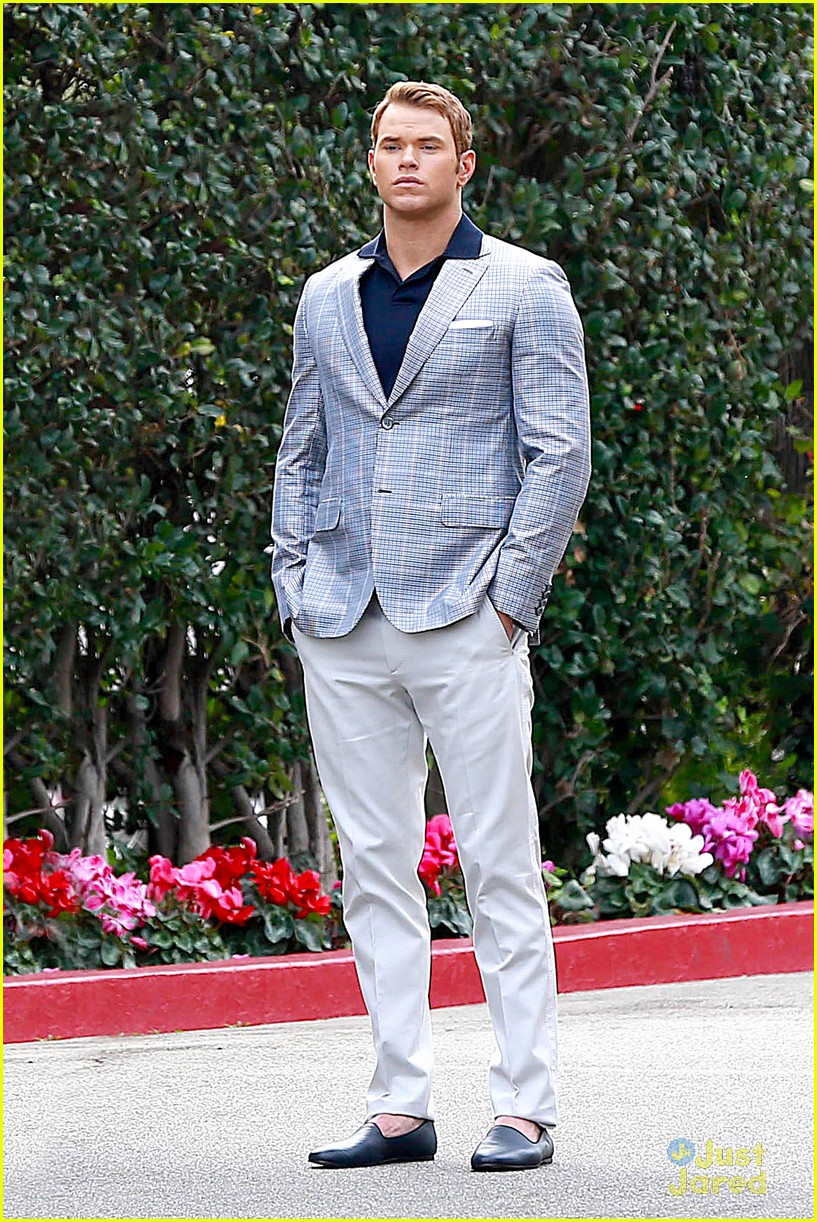 kellan lutz to don first sustainable to oscars 2014 01