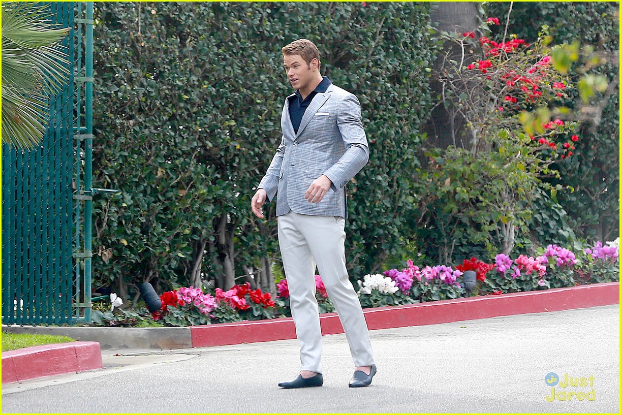kellan lutz to don first sustainable to oscars 2014 19