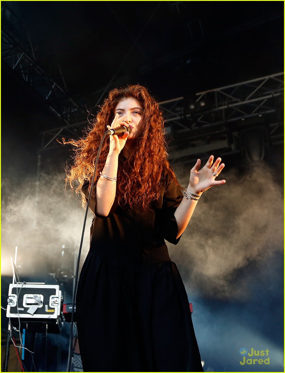 lorde did not post her music on 4chan 04