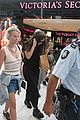 lorde sydney airport arrival 02