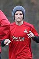 louis tomlinson doncaster rovers soccer practice 02