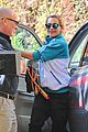 rita ora takes driving lessons in los angeles 11