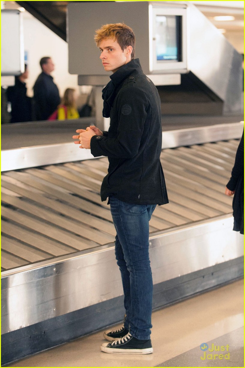spencer sutherland hits lax airport after vampire academy premiere 05