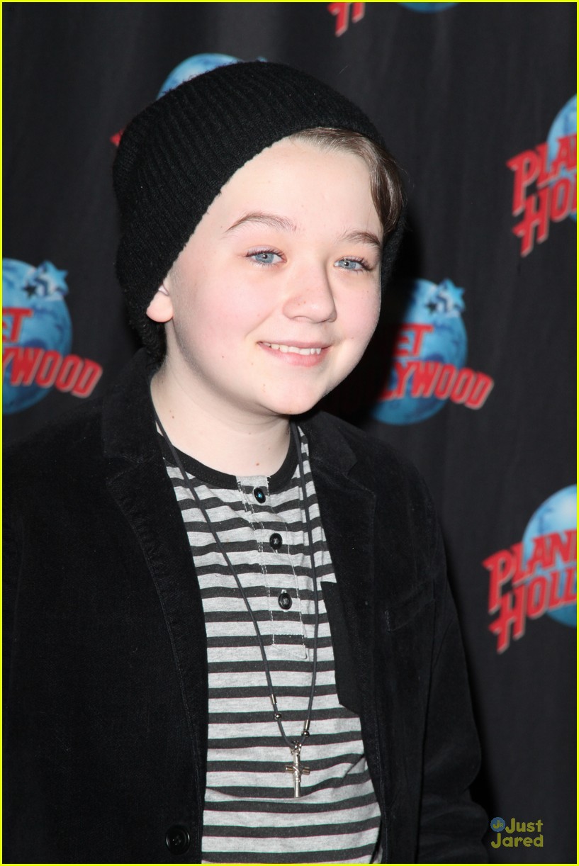 benjamin stockham planet hollywood visit to promote about a boy 06