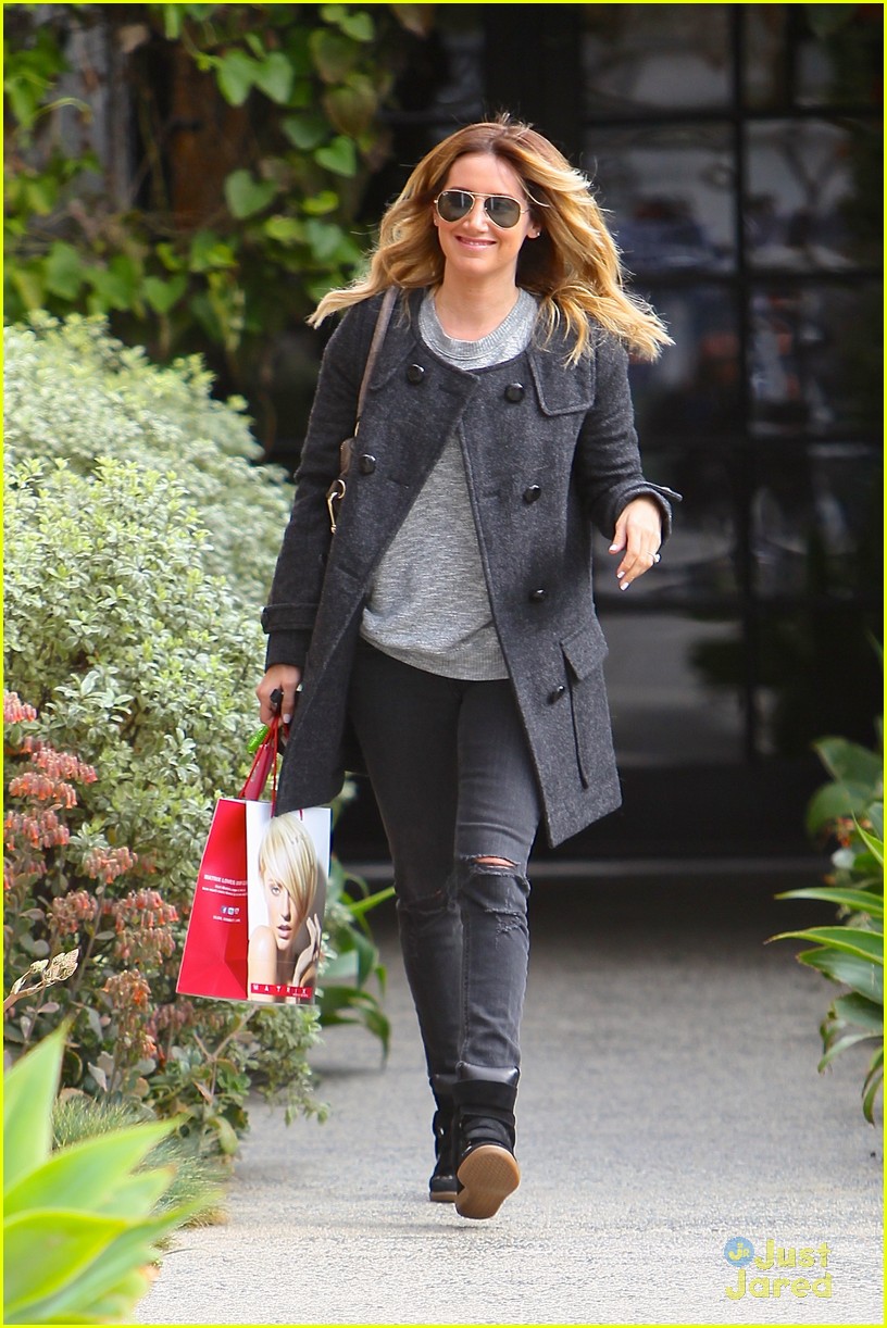 ashley tisdale andy lecompte stop 01