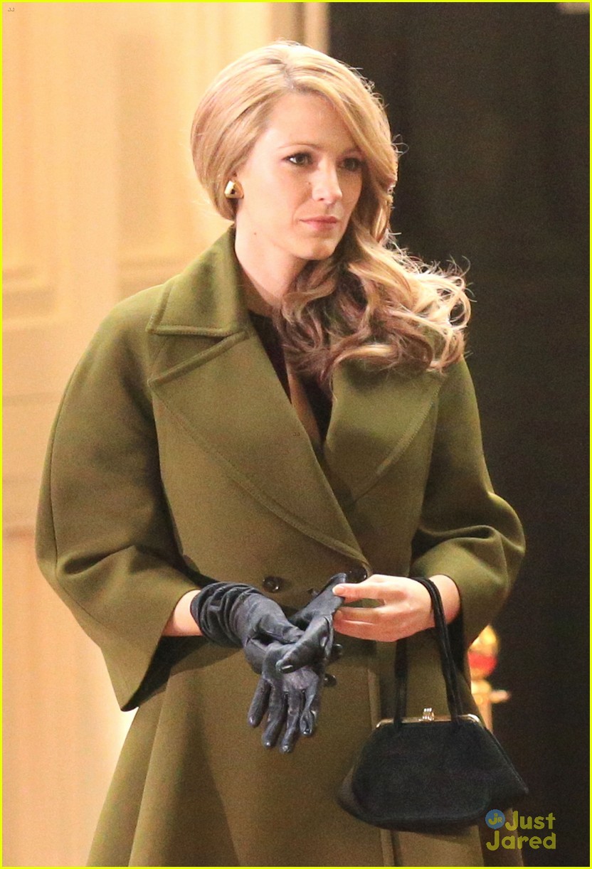 blake lively age of adaline night shoot vancouver art gallery 03