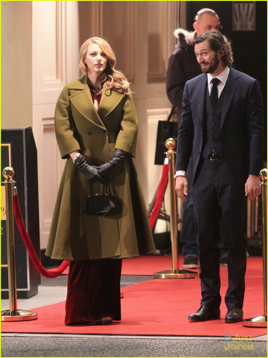 blake lively age of adaline night shoot vancouver art gallery 13