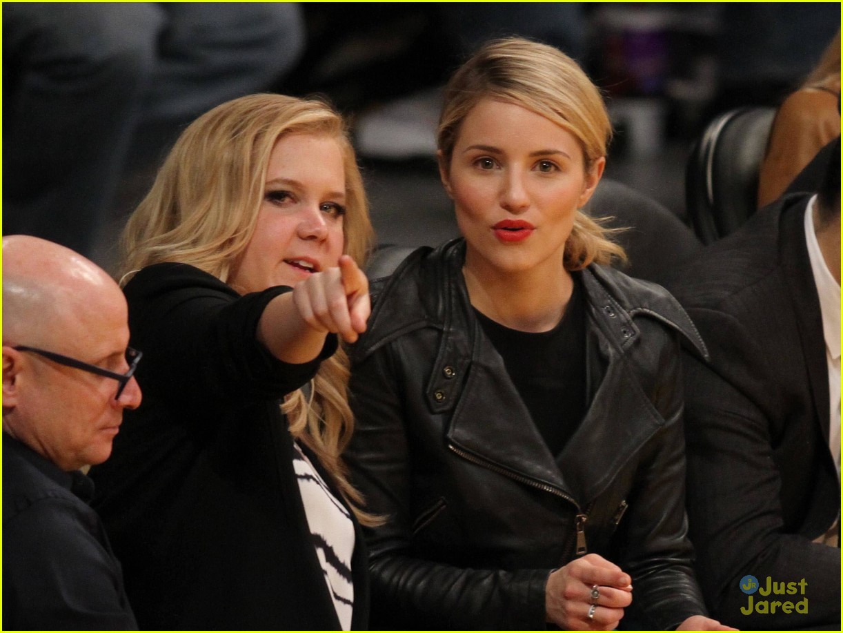 dianna agron courtside lakers glee 100th episode 04
