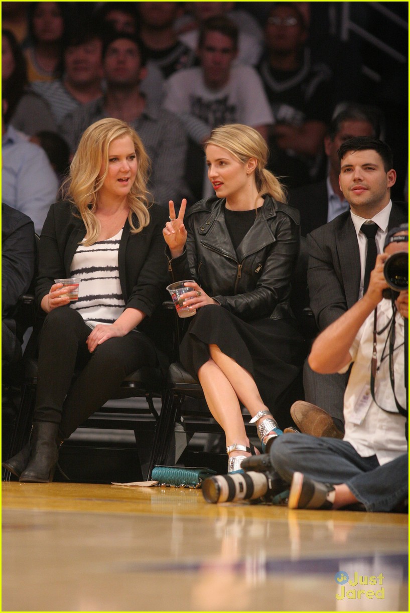 dianna agron courtside lakers glee 100th episode 06