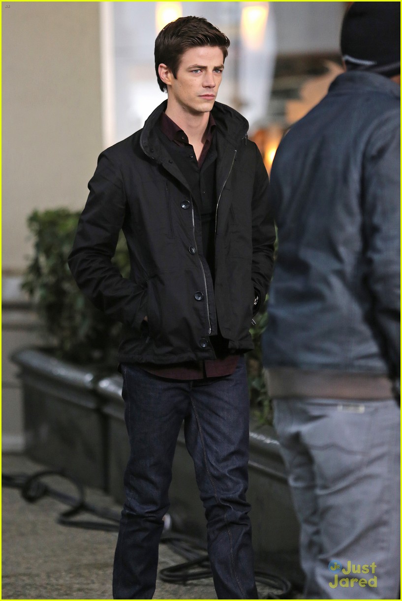 grant gustin cloud 9 filming the flash pilot vancouver 13