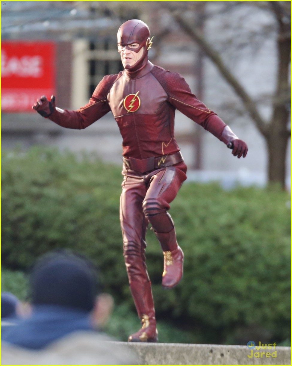 grant gustin filming the flash costume first look 10