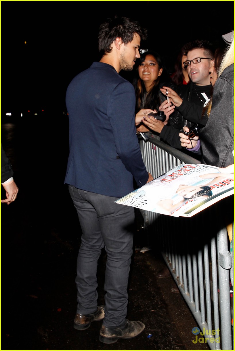 taylor lautner pre oscar party brentwood 02