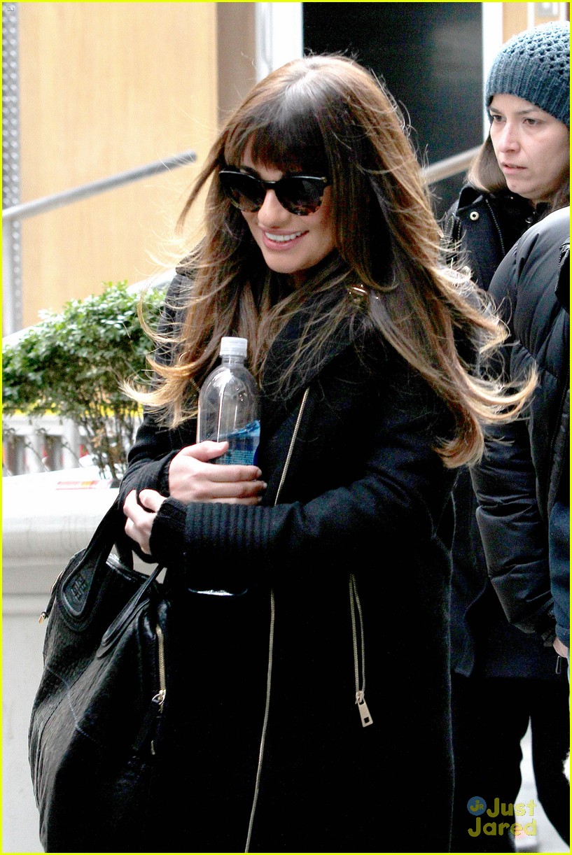 lea michele so excited to be back in nyc filming glee 02
