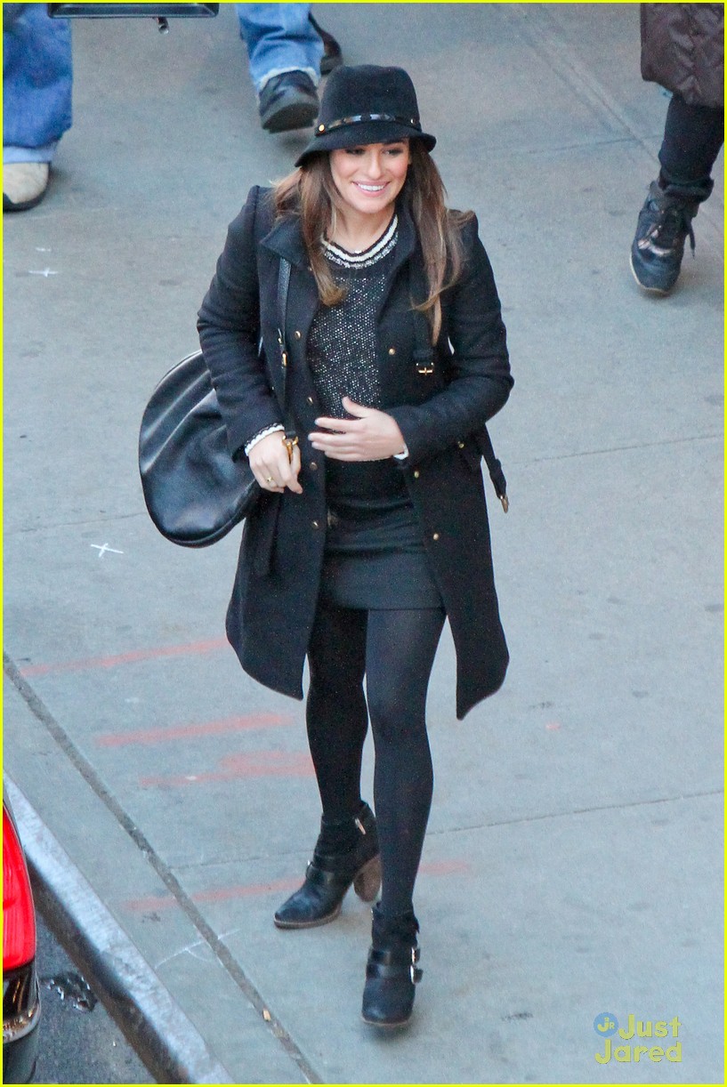 Lea Michele Outfit Changes For More Glee in NYC Photo 652470