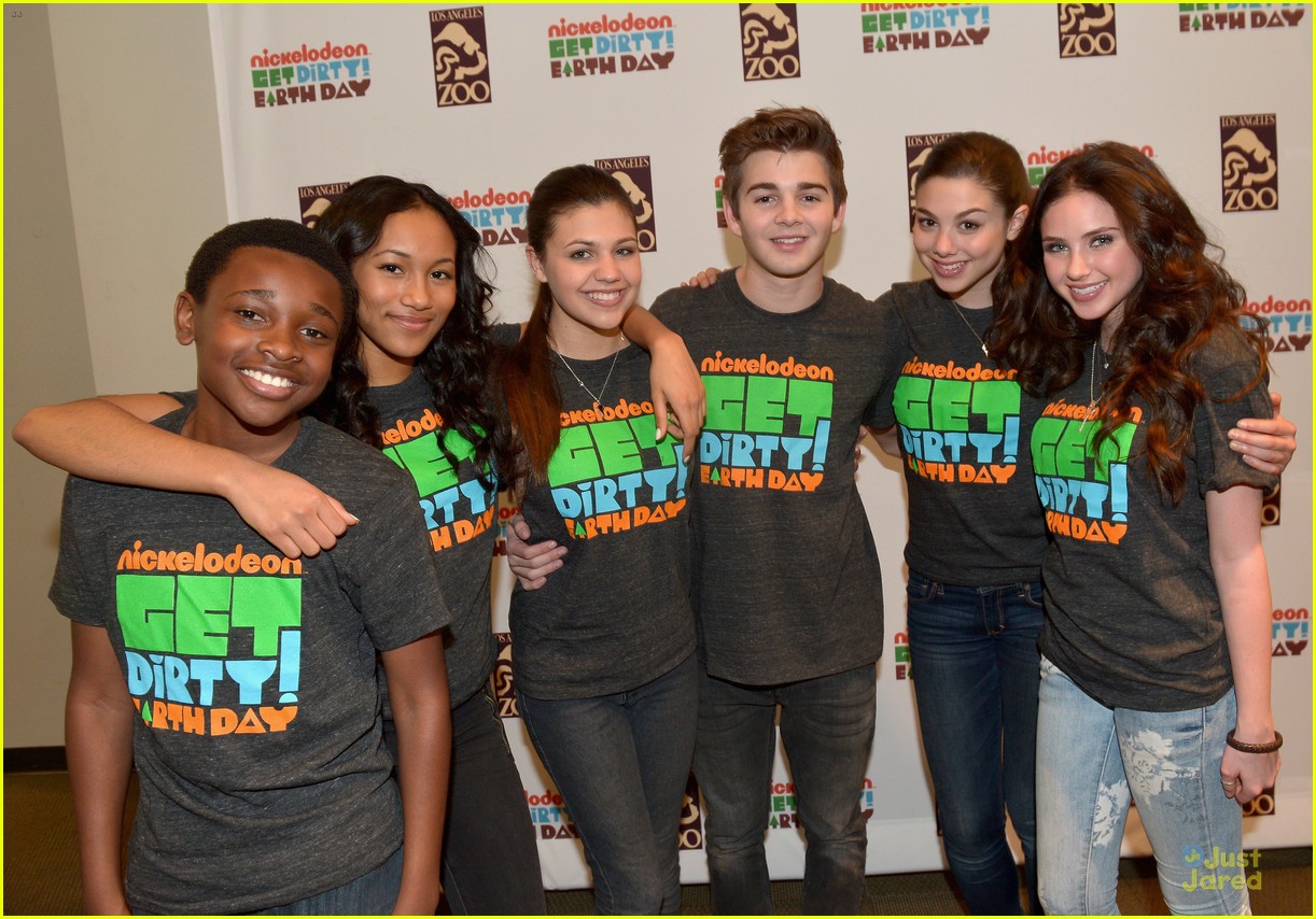 ryan newman jacko griffo make difference at earth day 10
