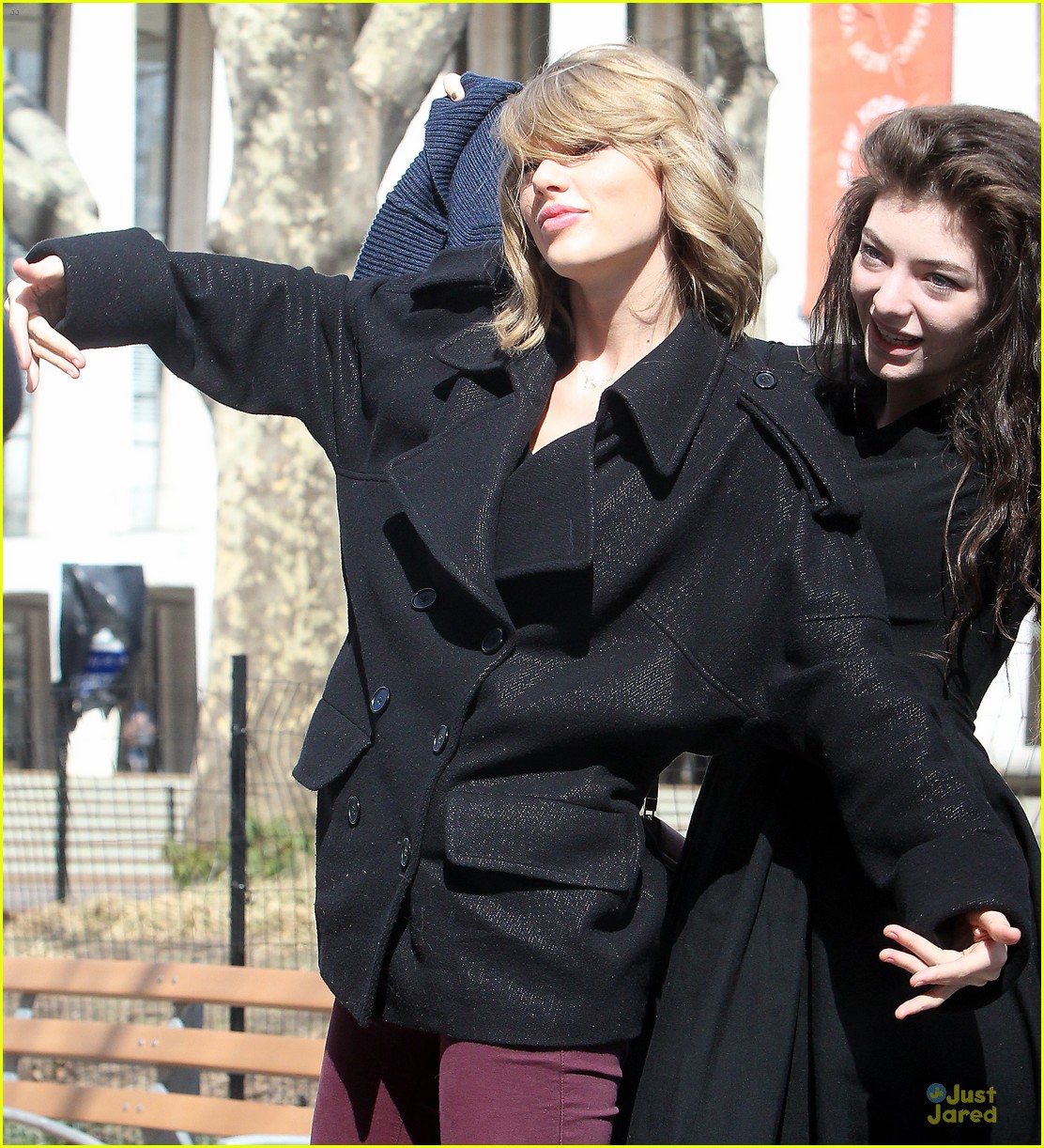 taylor swift lorde show some fun attitude in nyc 09
