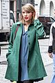 taylor swift grabs lunch with model lily aldridge 04