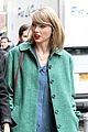 taylor swift grabs lunch with model lily aldridge 17