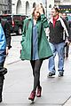 taylor swift grabs lunch with model lily aldridge 18