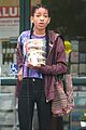 willow smith carries tower of cookies 04