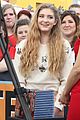 willow shields extra dvd signing 04