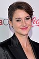 shailene woodley suits up for cinemacon big screen achievment awards02