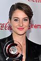 shailene woodley suits up for cinemacon big screen achievment awards04