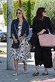 dianna agron hangs out with pal carrie mulligan03