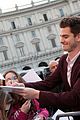andrew garfield emma stone surrounded spidermans rome premiere 01