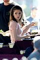 anna kendrick first day cake filming 06