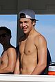 austin mahone shirtless beachside selfies with fans 07