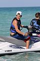 austin mahone shirtless beachside selfies with fans 11