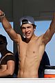 austin mahone shirtless beachside selfies with fans 19