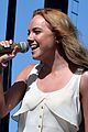 danielle bradbery puts on a rocking show at stagecoach 201403
