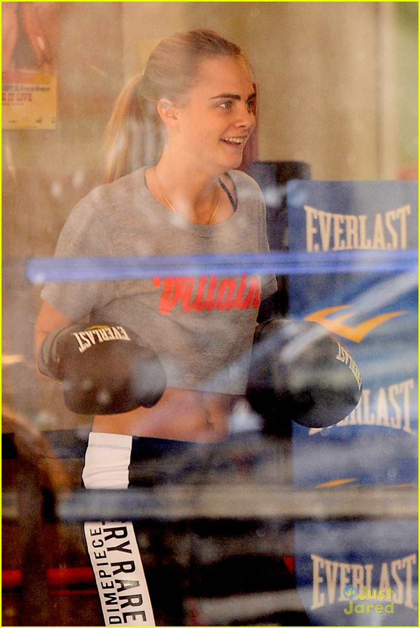 cara delevingne lunch taylor swift workout 01