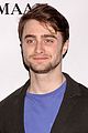 daniel radcliffe makes us really want to see him cripple inishmaan 08