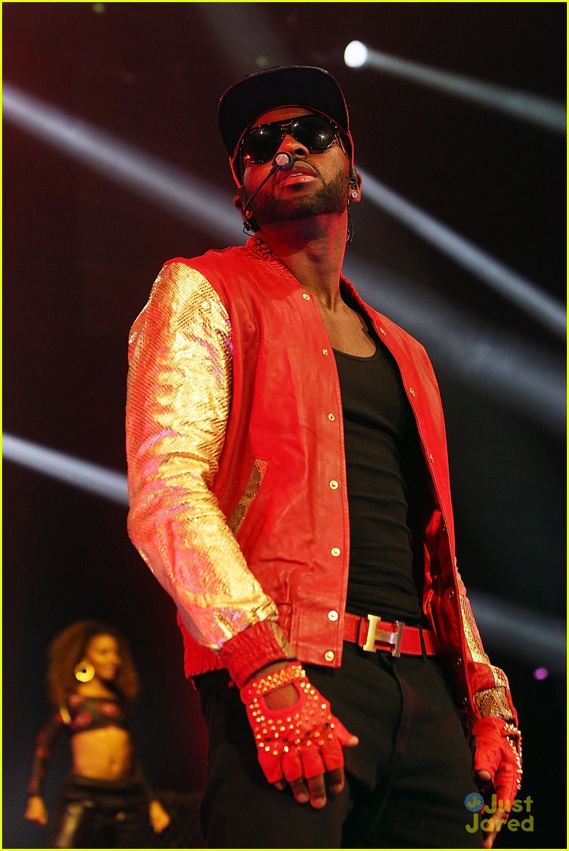 jason derulo takes the stage in melbourne10
