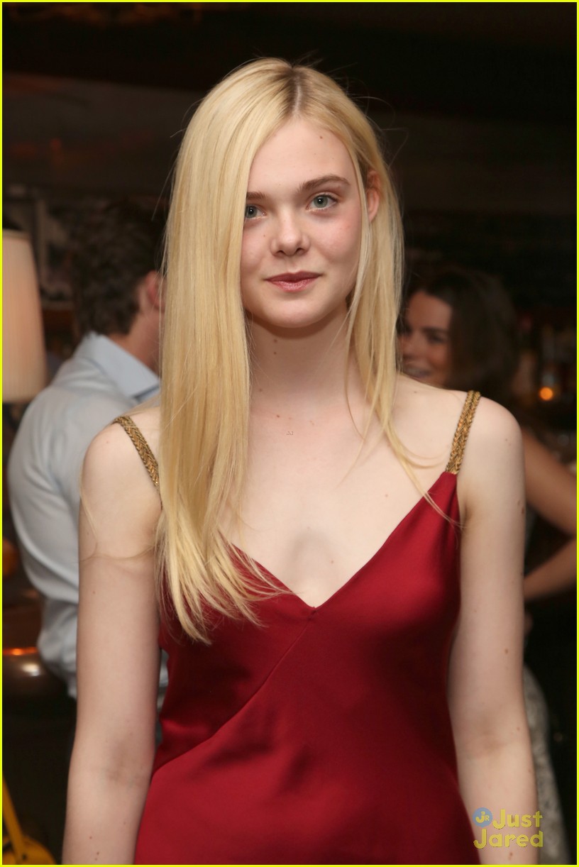 elle fanning marie claire cover event 08