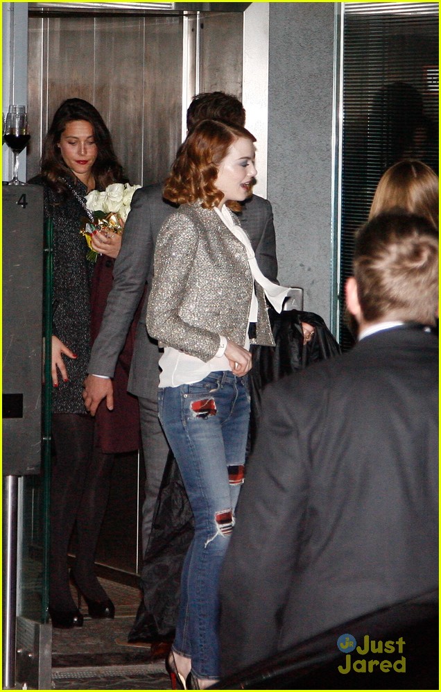 emma stone casual after spider man 2 berlin premiere 15