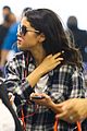 selena gomez jets off after hanging out with justin bieber in miami01