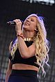 ellie goulding is on fire performing at weekend two of coachella01