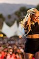 ellie goulding is on fire performing at weekend two of coachella11