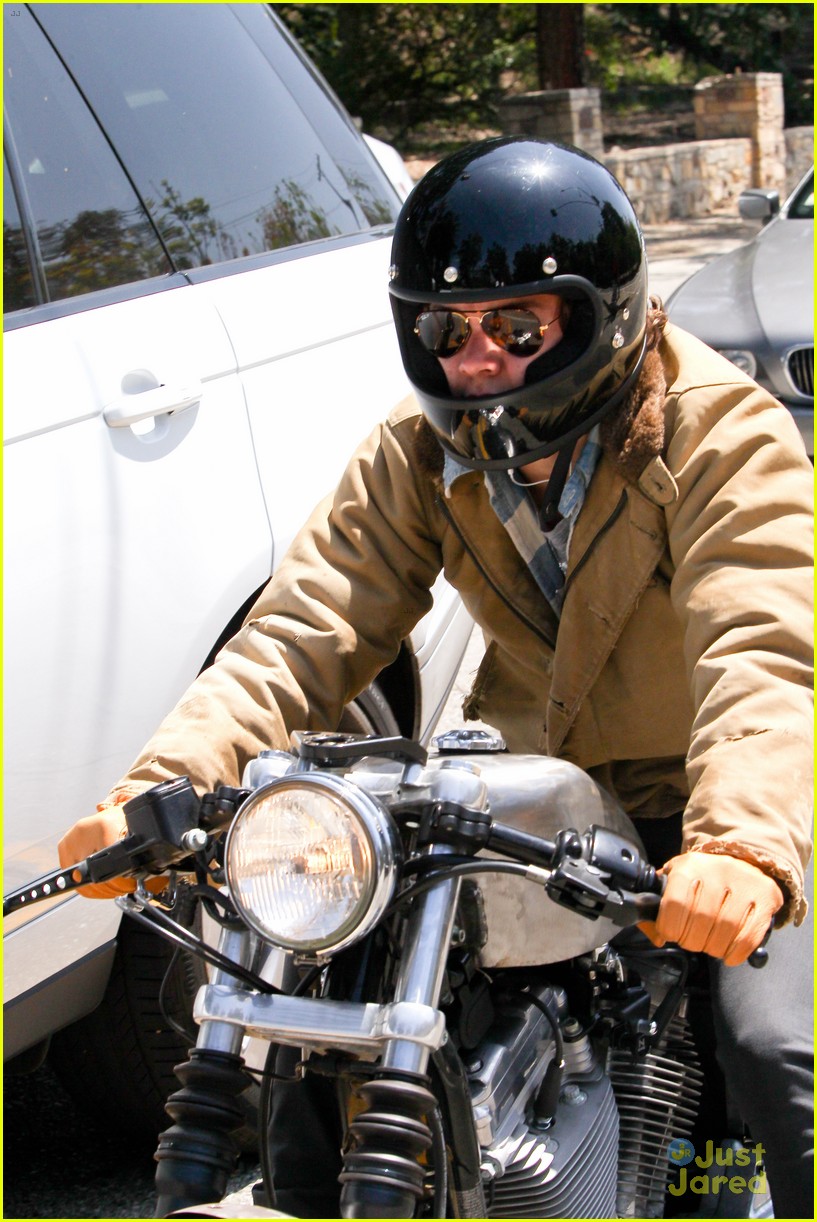 harry styles one hot motorcycle man 04