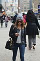 sarah hyland the view appearance subway ride 12